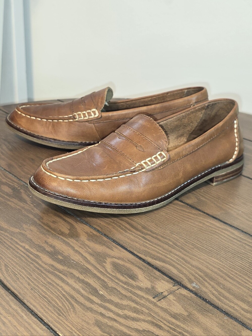 Sperry Seaport Classic Brown Leather Penny Loafers Women's Size 5.5